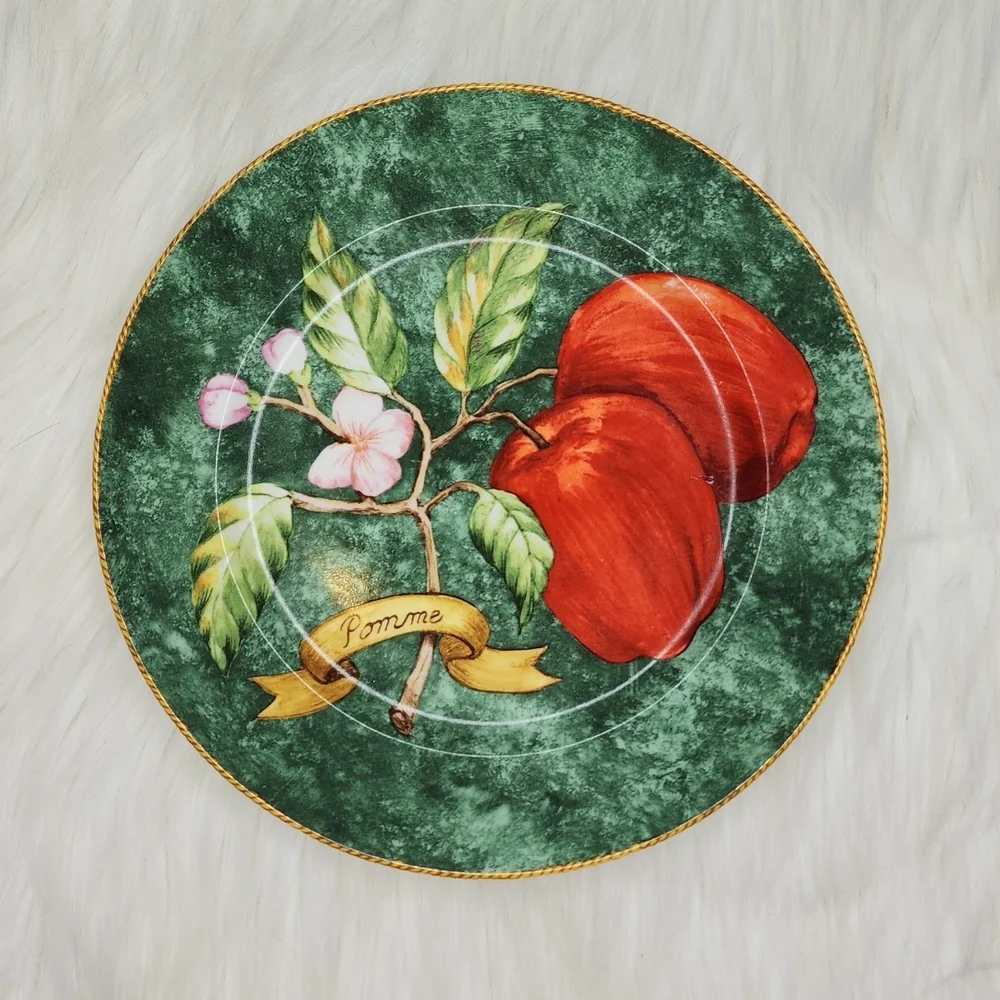 Vintage American Atelier Lattice Fruit plates (5031) produced in 1990